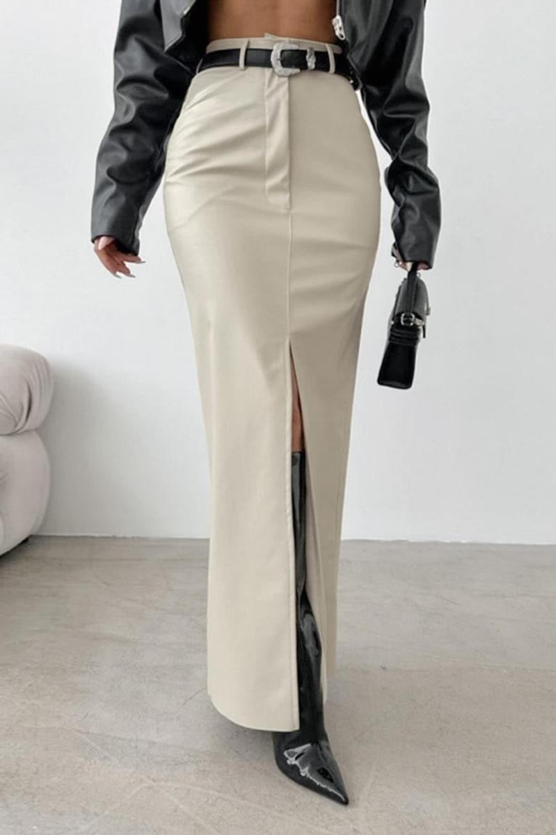 Versatile Leather Skirt: Sleek and Sophisticated